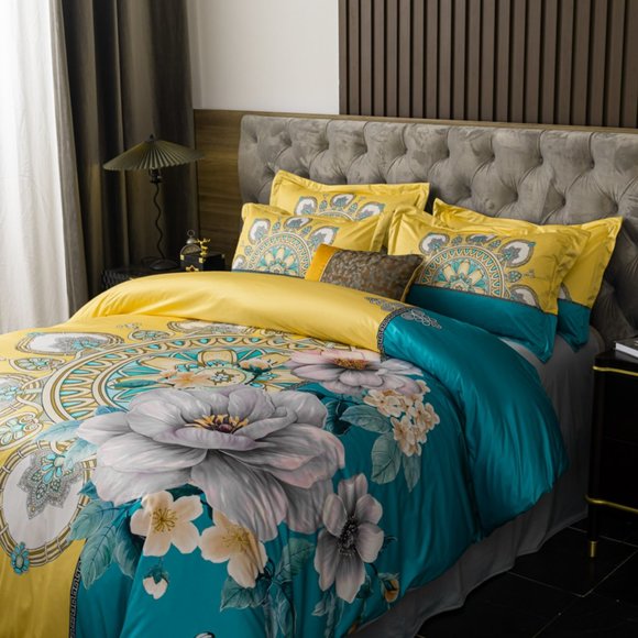 Luxury Brushed Cotton Bedding Set of Four - Picture 9 of 11